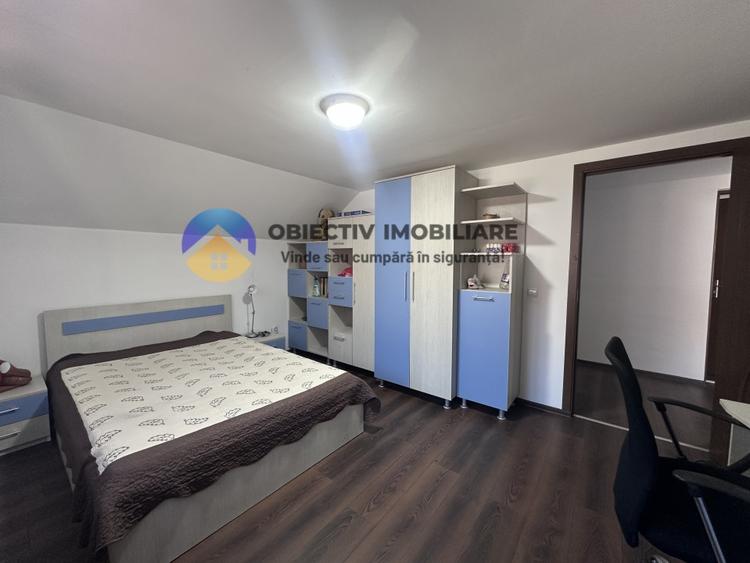 Casă individuală cu 4 camere cu Teren 1227 Mp în Pângărăcior
