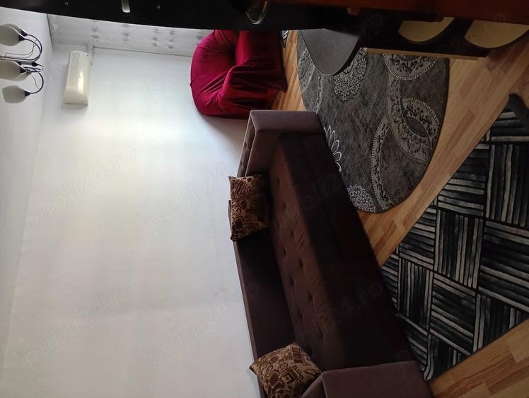 Apartament cu 2 camere decomandat în Broșteni