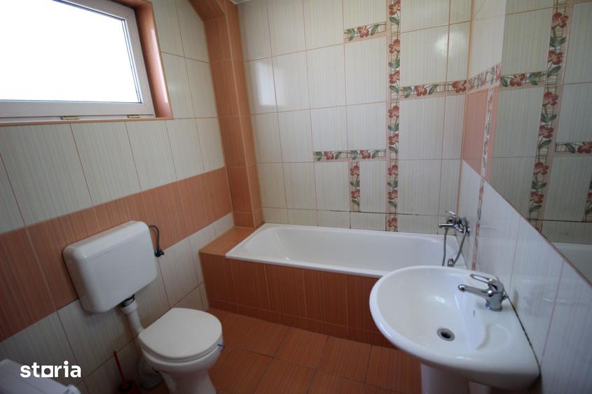Apartament cu 3 camere în Dâmbul Rotund