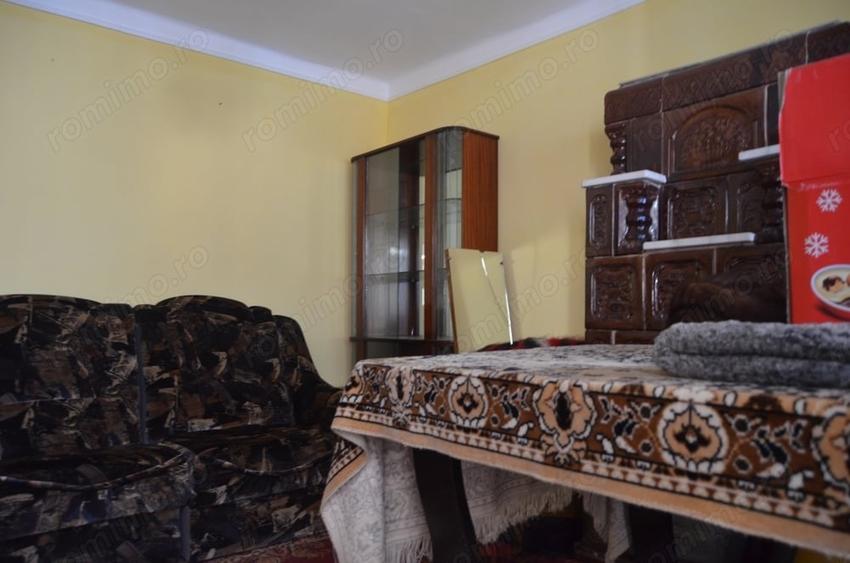 Casă cu 5 camere cu Teren 430 Mp în Comarnic