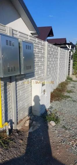 Casă individuală cu 4 camere cu Canalizare în Nord