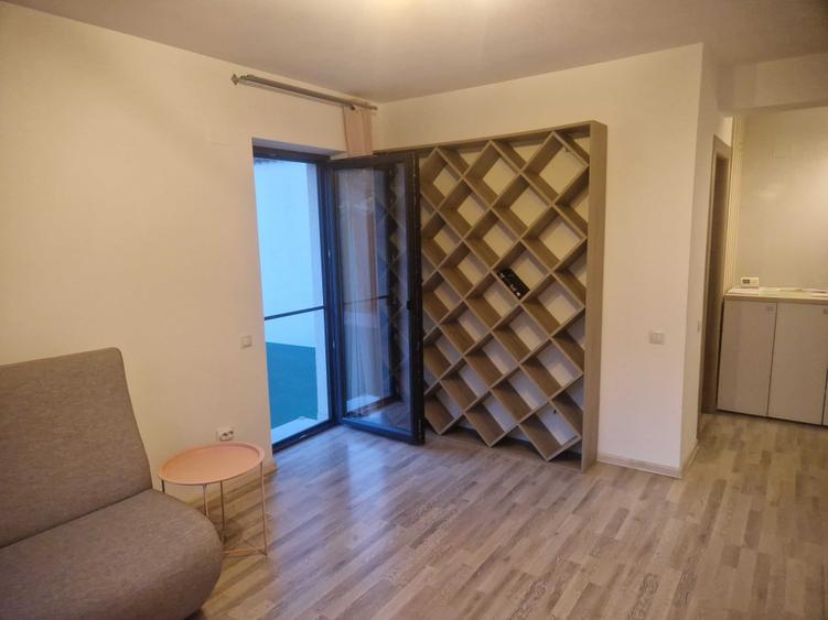 Apartament cu 2 camere decomandat în Între Lacuri