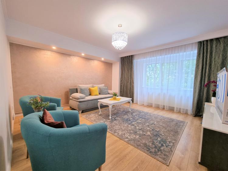 Apartament cu 3 camere decomandat, mobilat în Gheorgheni