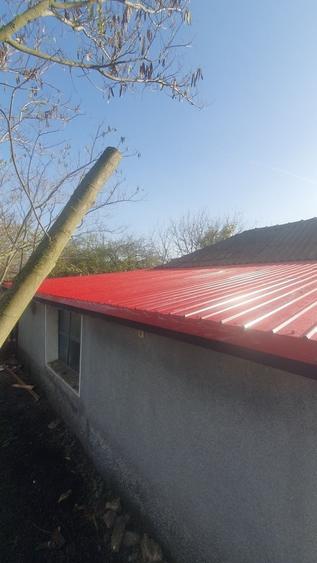 Casă cu 3 camere în General Scărișoreanu