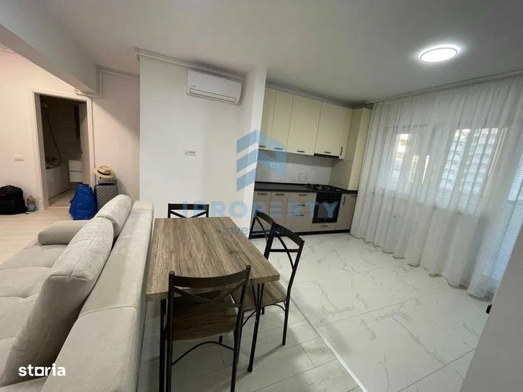 Apartament cu 3 camere semidecomandat în Central