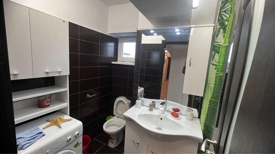 Apartament cu 2 camere decomandat în Exterior Vest