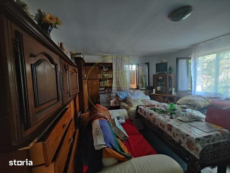 Casă cu 3 camere cu Teren 450 Mp în Bariera Vâlcii