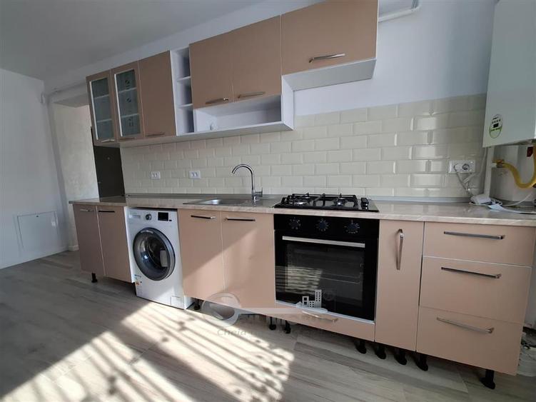 Apartament cu 2 camere semidecomandat, mobilat în Aeroport