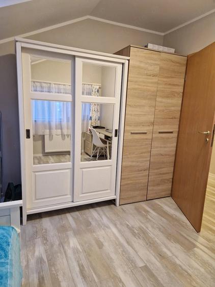 Casă cu Teren 350 Mp în Dumbrăvița