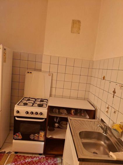 Garsonieră decomandată în Central