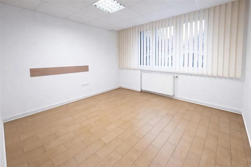 Apartament 3 camere decomandat zona Dioda - 1