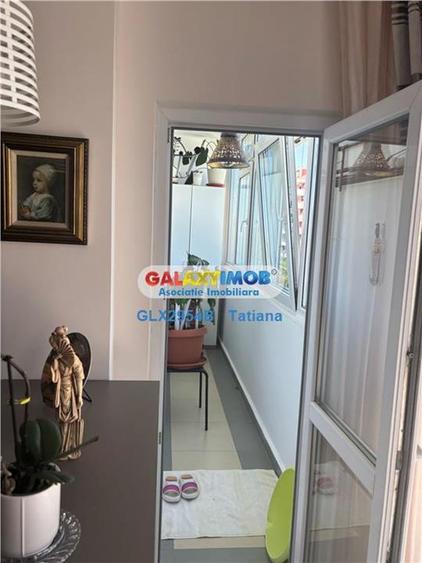 Apartament cu 3 camere semidecomandat, mobilat în Ștefan cel Mare