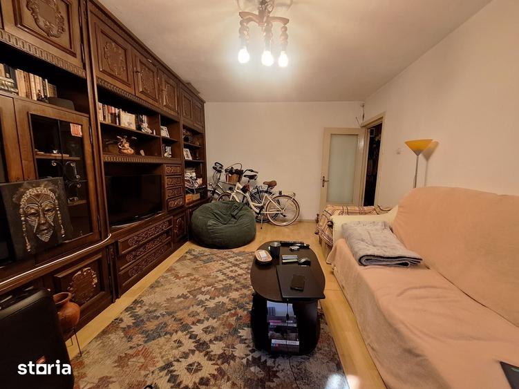 Apartament cu 2 camere decomandat, mobilat în Olimpia-Stadion