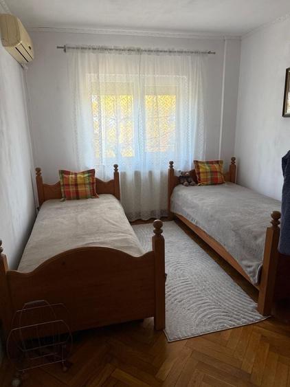Vand apartament 3 camere, eraj 1, Alfa Pret negociabil - 6