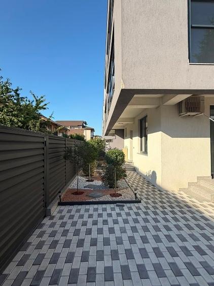 Duplex cu 4 camere cu Teren 160 Mp în Fundeni