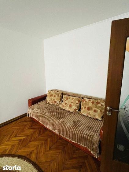 Apartament cu 2 camere semidecomandat în Calea București