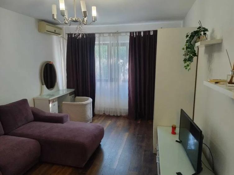 Garsonieră decomandată în Doamna Ghica