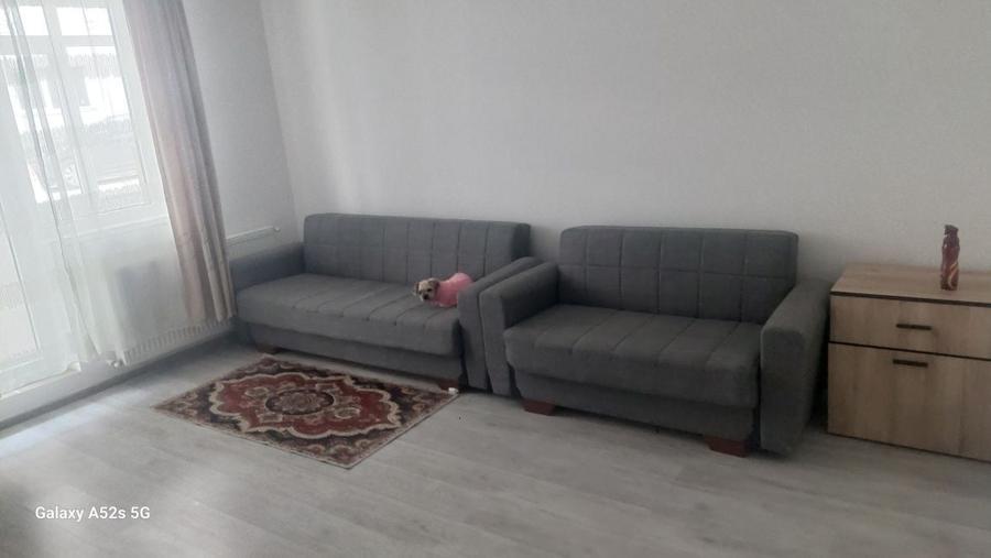 Apartament cu 2 camere decomandat în Rudeni