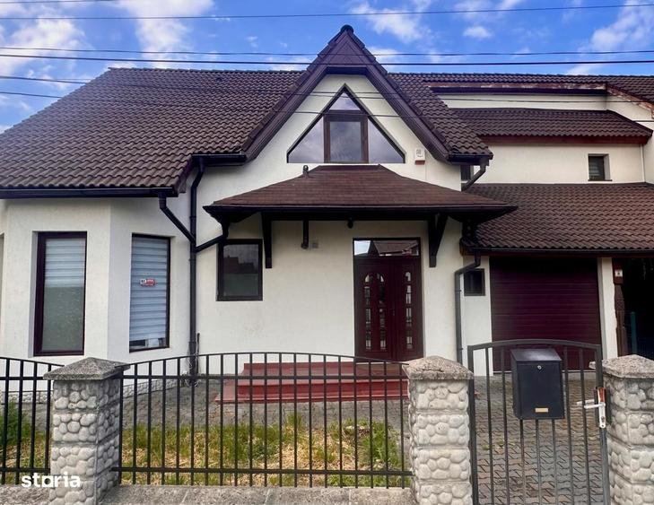 Casă cu 4 camere cu Teren 310 Mp în Central