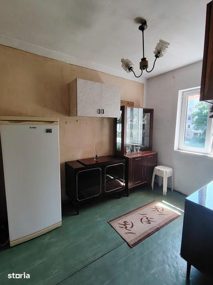 Apartament cu 3 camere în Micro 9