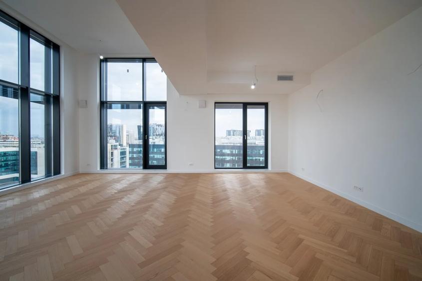 Penthouse cu 4 camere în Floreasca