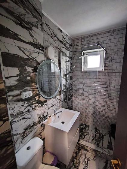 Apartament cu 2 camere decomandat în Grădiște