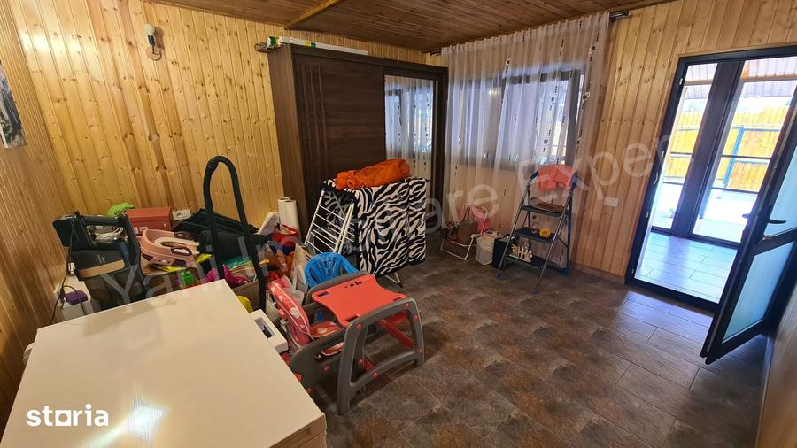 Casă cu 3 camere cu Teren 900 Mp în Central
