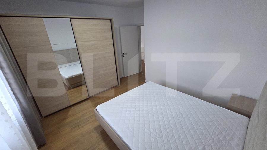Apartament cu 3 camere semidecomandat, mobilat în Ampoi 3