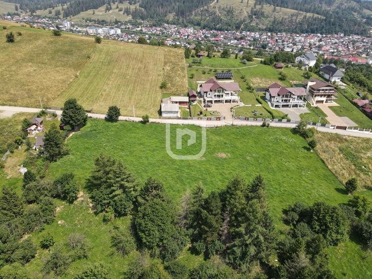Teren Construcții intravilan de 7800 mp, în Central