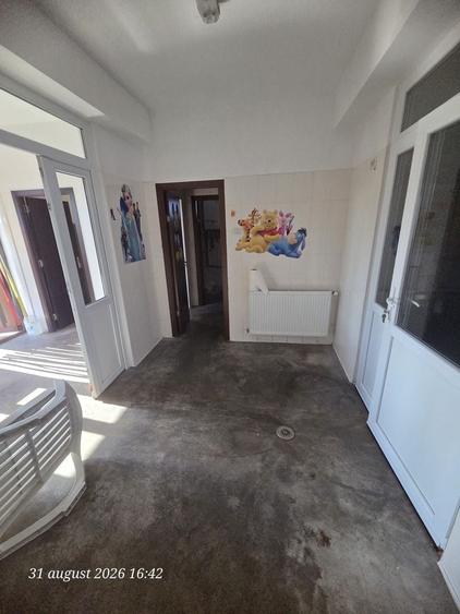 Spatiu 100mp, in vila, Bragadiru strada principala pe Diamantului - 7