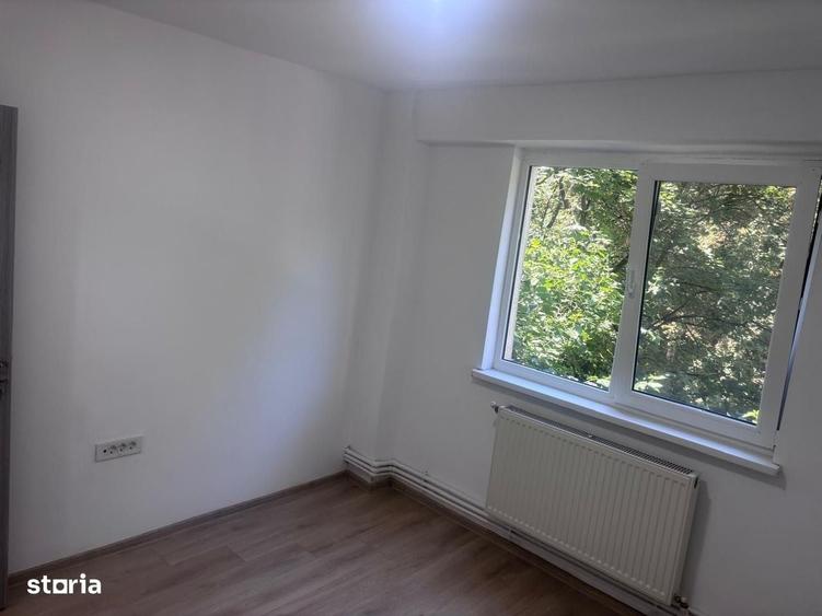 Apartament cu 2 camere în Viziru 3