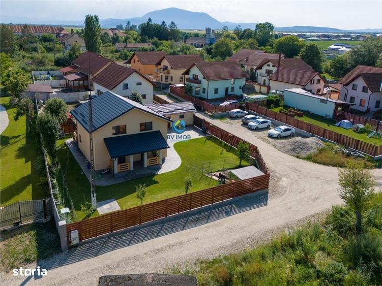 Casă cu 4 camere cu Teren 680 Mp în Hălchiu