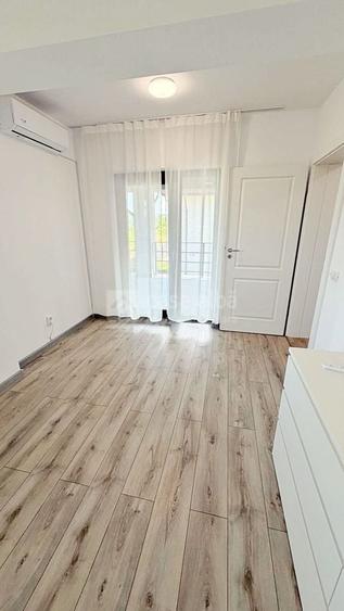 Casă individuală cu 5 camere cu Canalizare în Copou