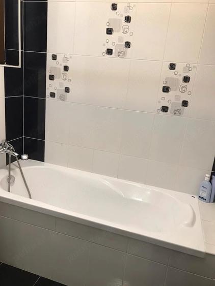 Apartament cu 2 camere semidecomandat în Berceni