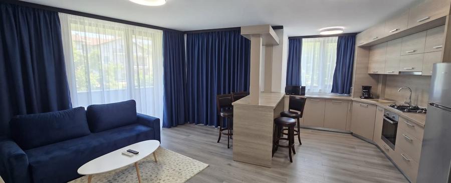 Apartament cu 2 camere, mobilat în Faleza Nord