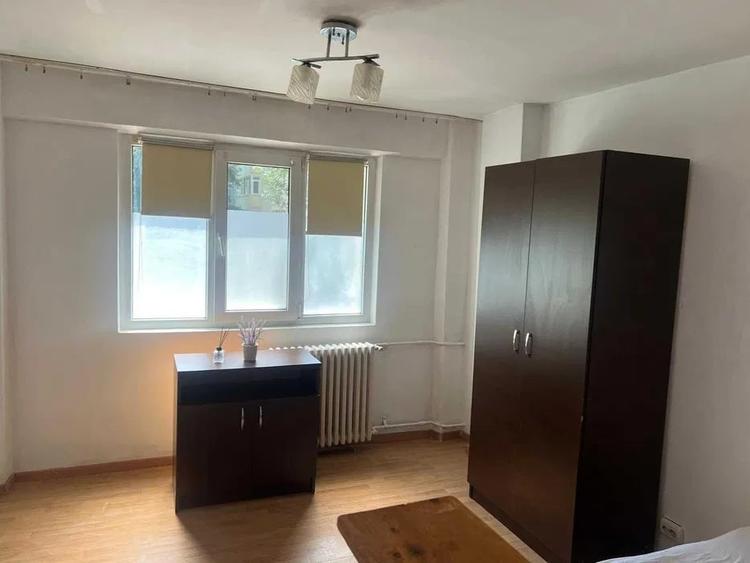 Garsonieră semidecomandată în Colentina