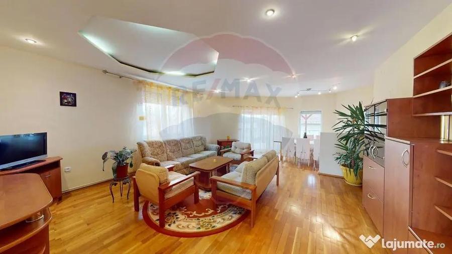 Casă cu 5 camere cu Teren 1000 Mp în Terezian