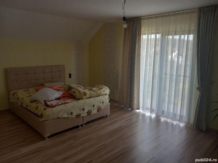 Casă cu 5 camere în Luduș