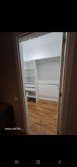 Apartament cu 3 camere în Florești