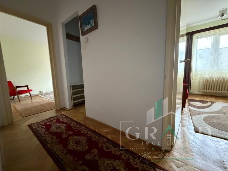 Apartament cu 3 camere decomandat, mobilat în Mănăștur