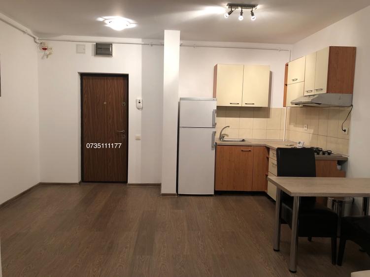 Apartament cu 2 camere semidecomandat în Iancului