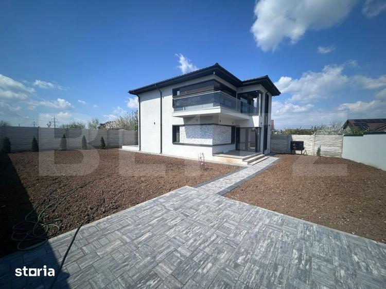 Casă cu 4 camere cu Teren 600 Mp în Șimnicu de Sus