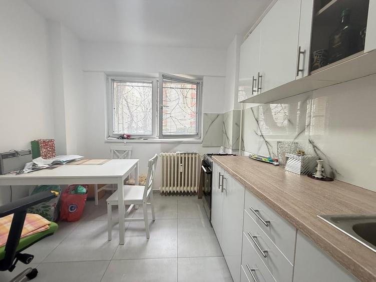 Apartament decomandat în Basarabia