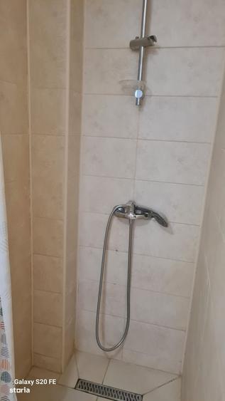 Casă cu 4 camere cu Teren 120 Mp în Valea Oltului
