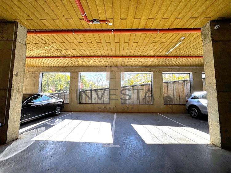 Apartament cu 3 camere semidecomandat în Florești