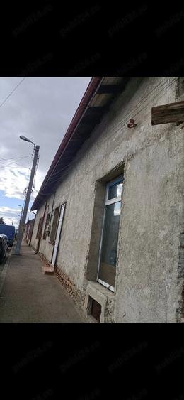 Casă cu 5 camere cu Teren 450 Mp în Traian