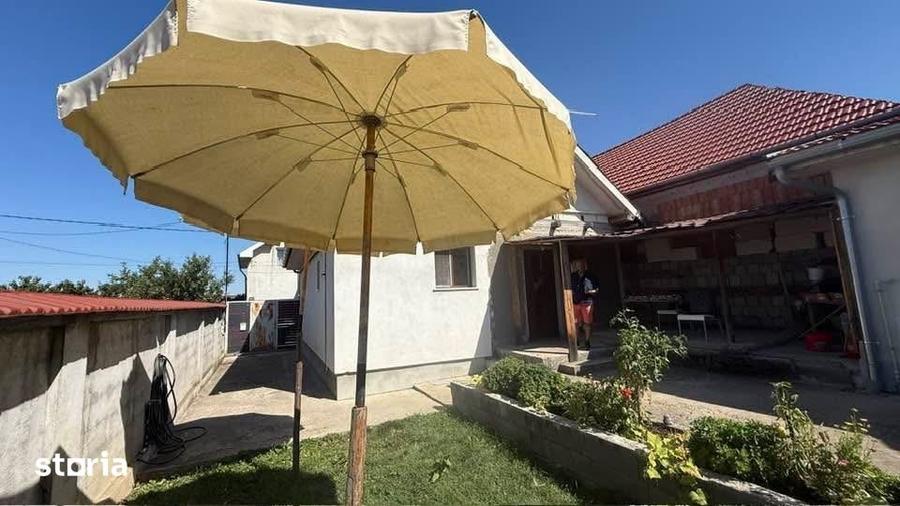Casă cu 3 camere cu Teren 400 Mp în Oncea