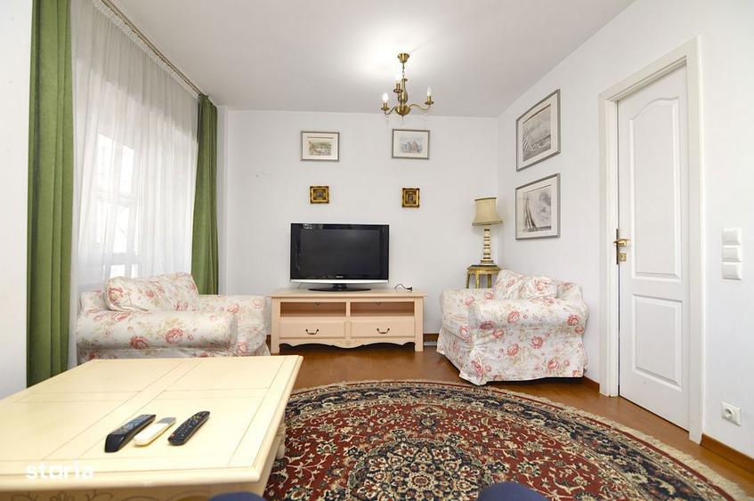 Apartament cu 3 camere decomandat, mobilat în Nerva Traian