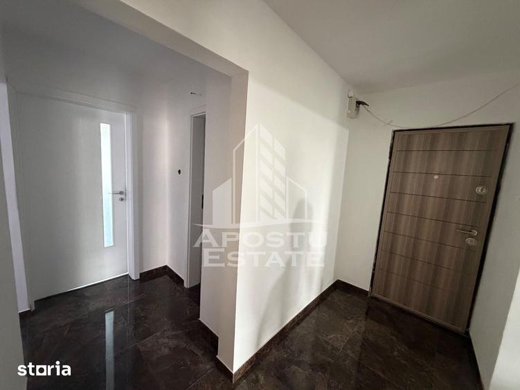 Apartament cu 3 camere în Mehala