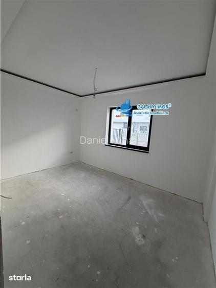 Casa individuala 5 cam-3 bai-Incalzire pardoseala-Strada asfaltata-STB